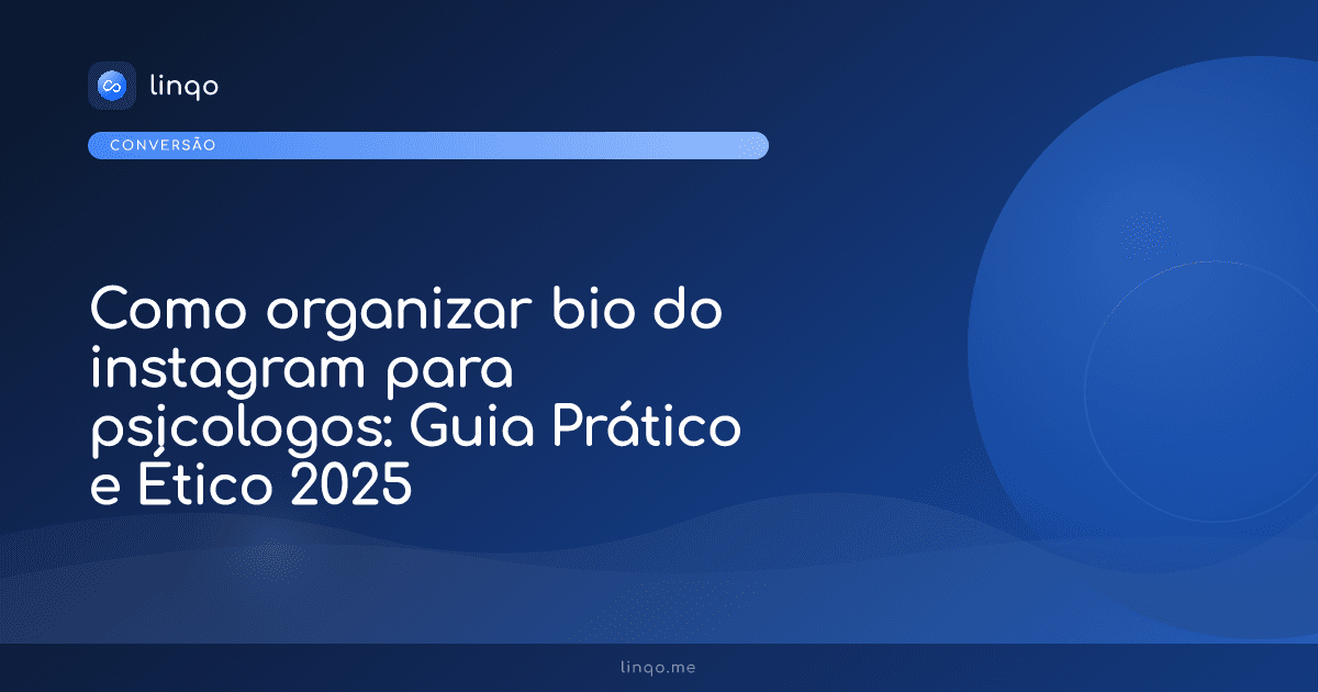 Psicóloga organizando seu perfil do Instagram e agendamentos no computador