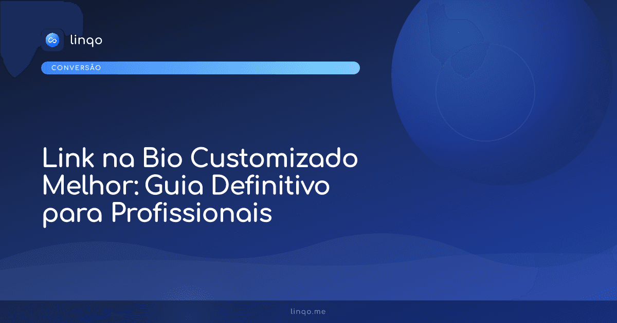 Profissional usando celular mostrando página de link na bio customizado de alta conversão